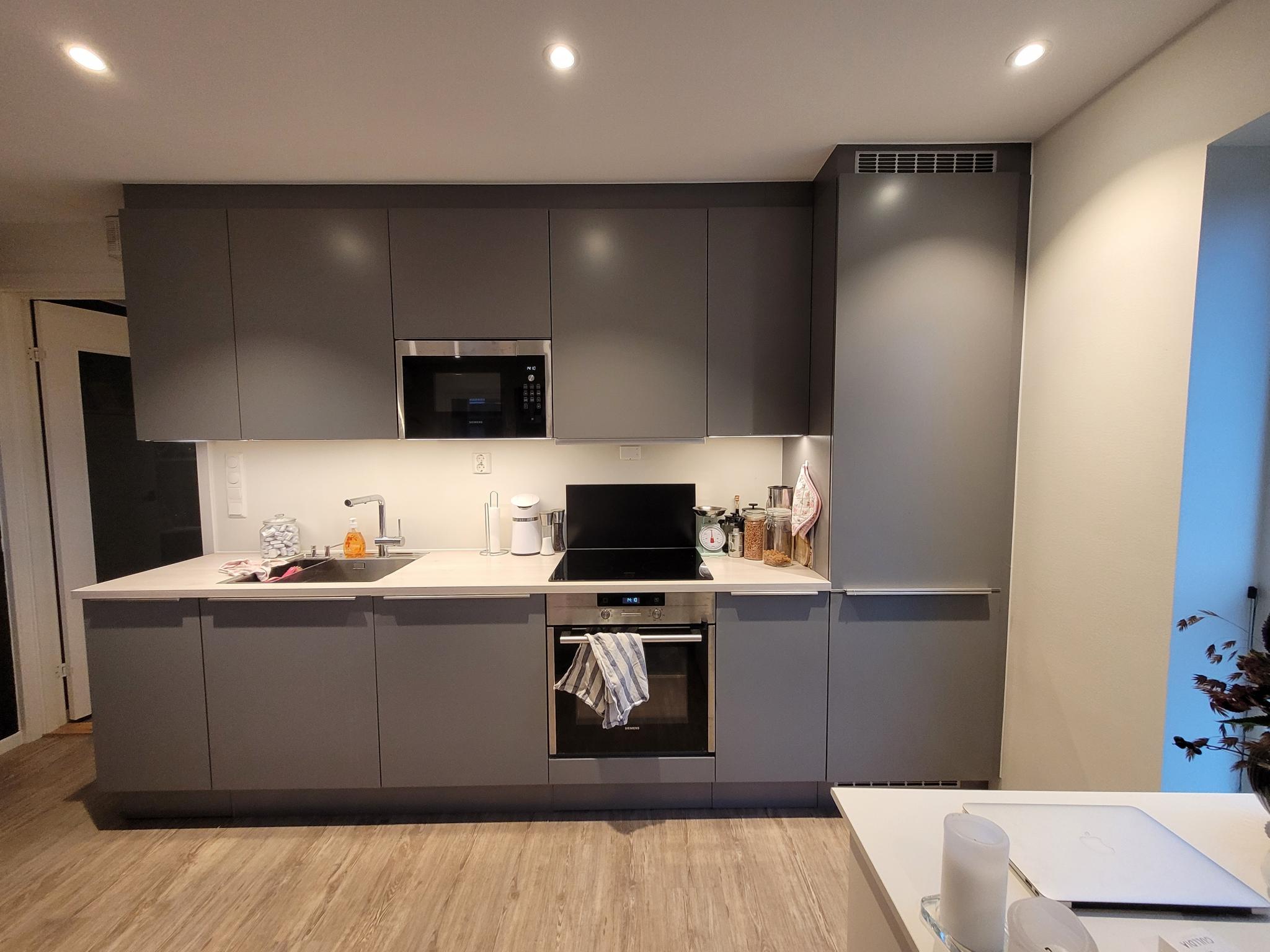 Moderne kjøkken fra HTH med høy standard.