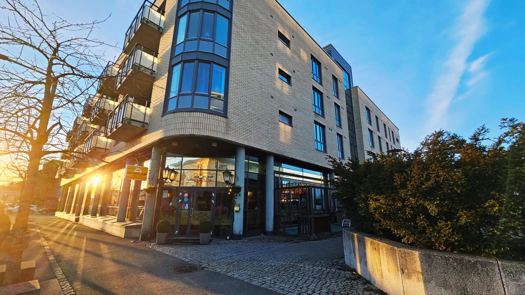 Indisk restaurant i underetasjen