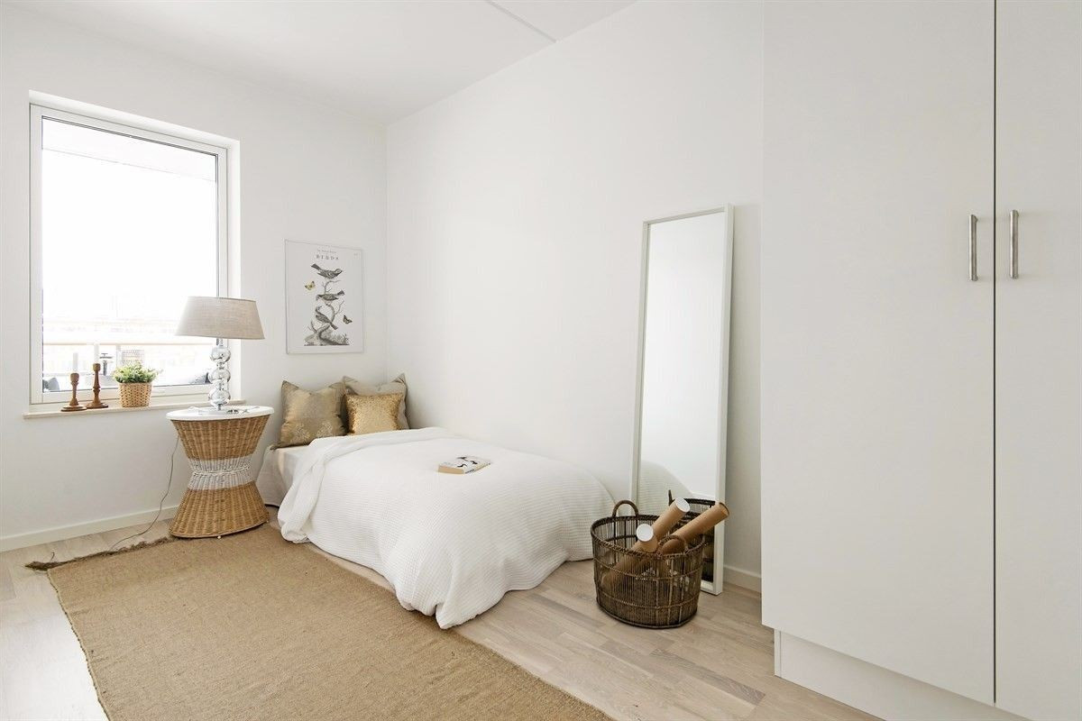 Soverom 3 har plass til dobbelseng og inkluderer garderobeskap