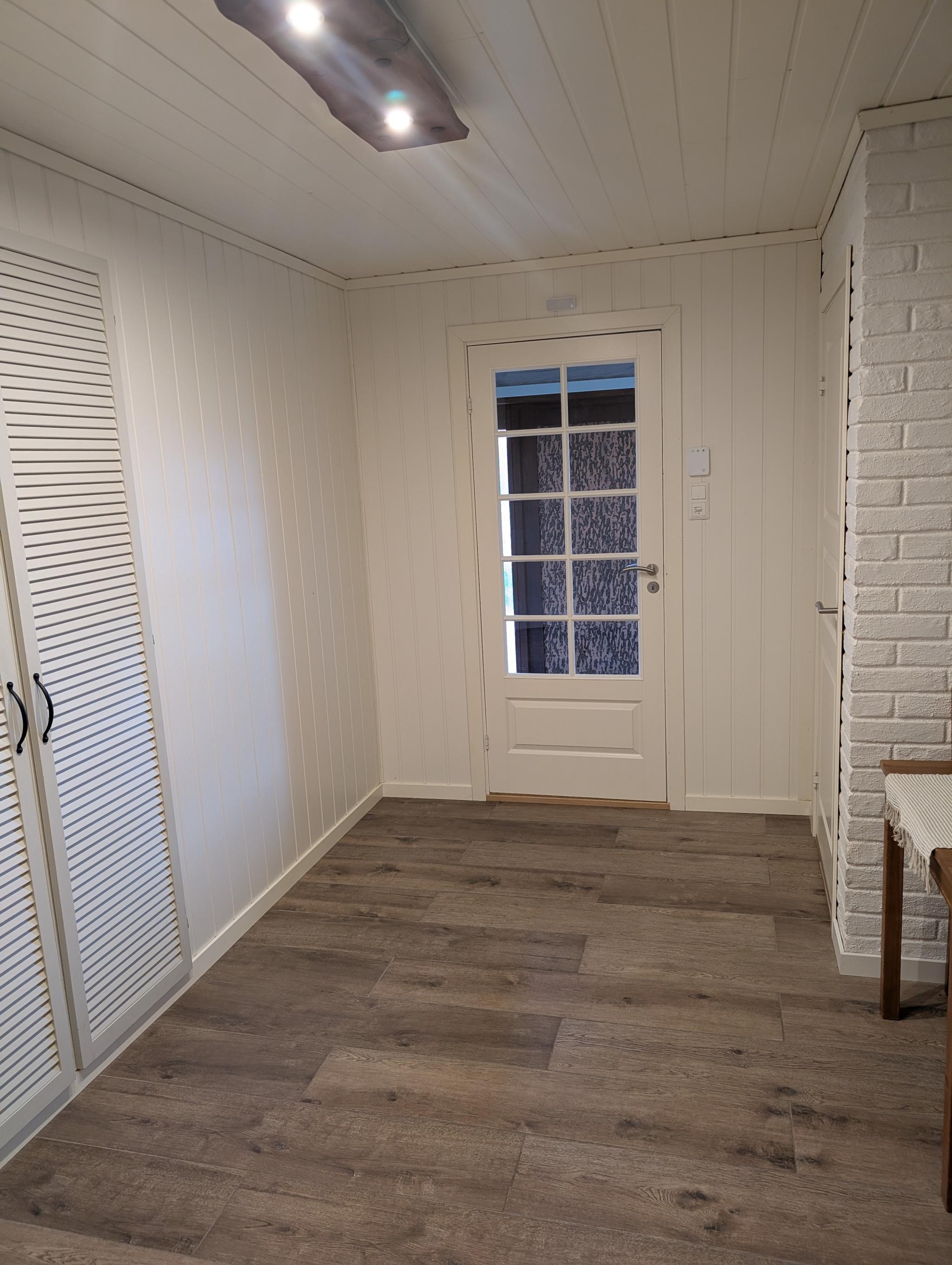 Inngangspartiet sett innefra