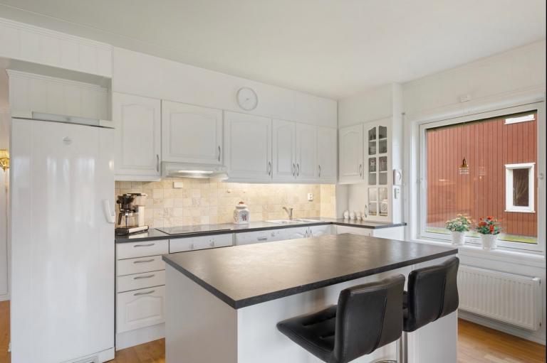 Kjøleskap følger ikke med 