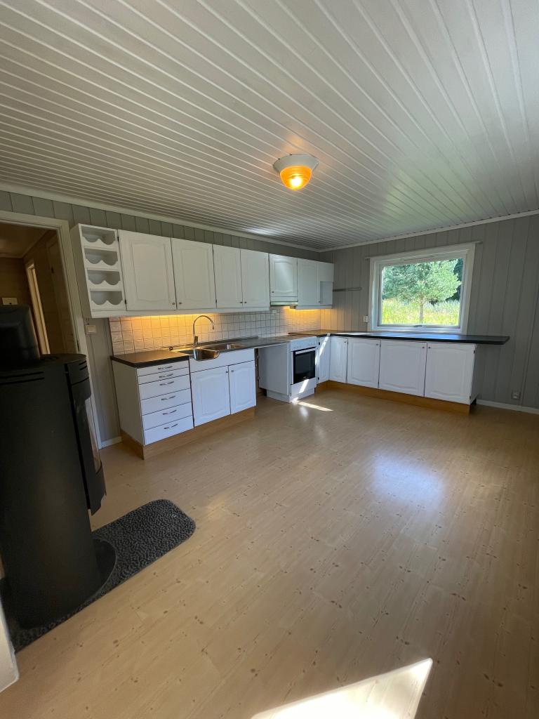 3513 HØNEFOSS Viulveien 143A