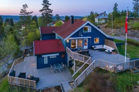 1481 HAGAN Karuslia 13