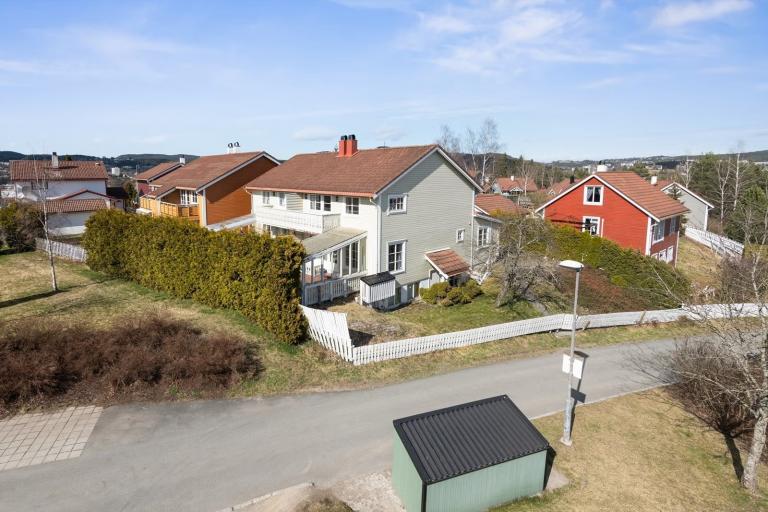 1053 OSLO Ulsholtveien 50A