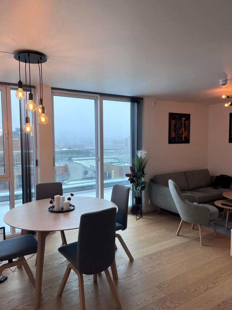 1607 FREDRIKSTAD Dr. Giebelhausens gate 1