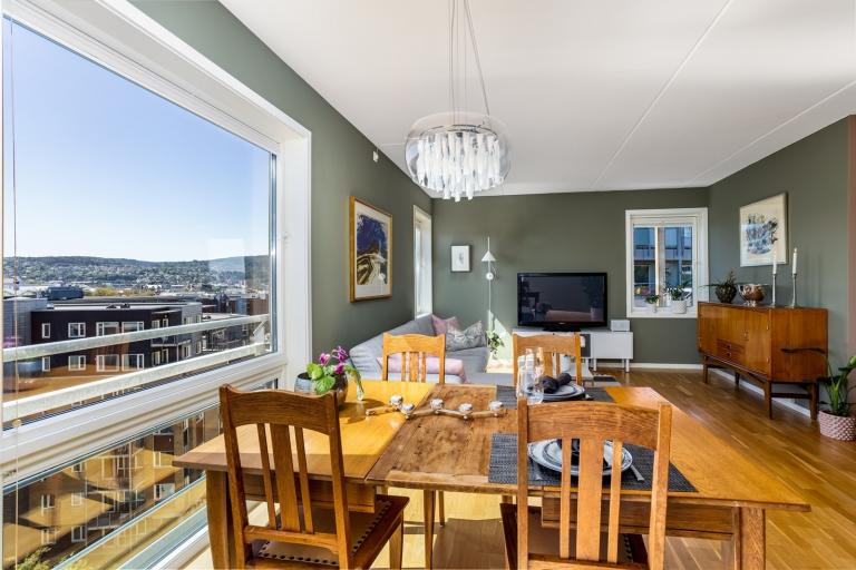 Åpne stua og kjøkken