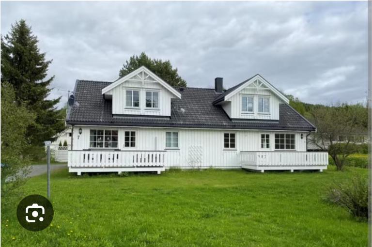 7530 MERÅKER mårråkveien 7