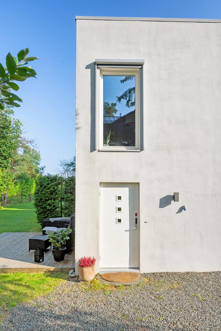 Inngang til 3-roms leiligheten