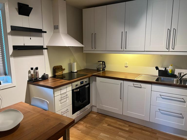 Integrert komfyr og induksjonstopp