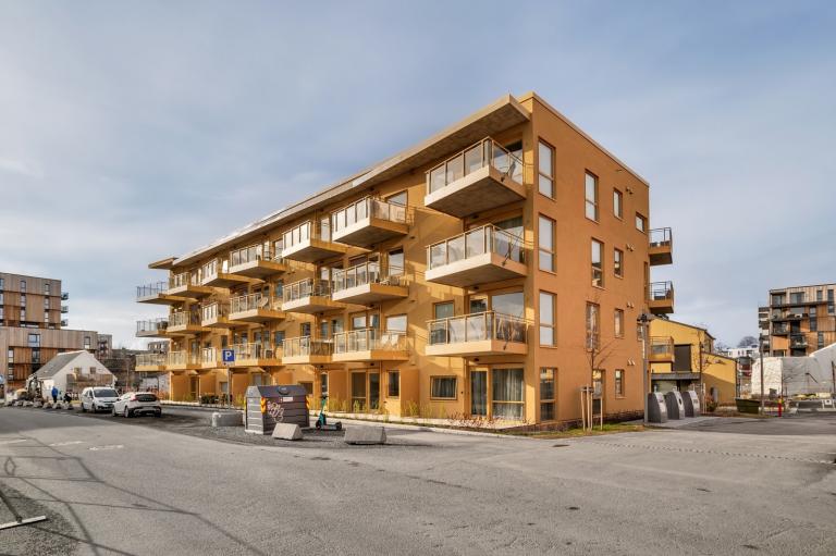 Ny (2023) 2-roms toppleilighet på sentrale Lilleby. Fra leiligheten har man utmerkede gang- og sykkelveier til Solsiden, sentrum, studiesteder og resten av Lade