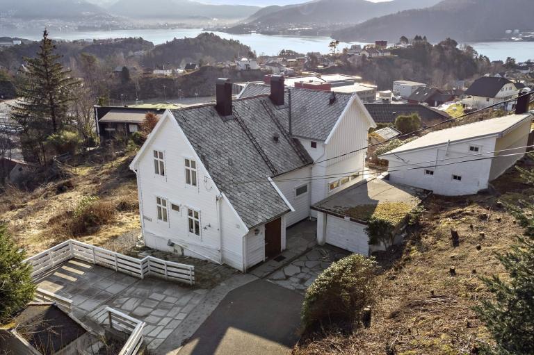 5300 KLEPPESTØ Øvre Kleppe-vegen 16