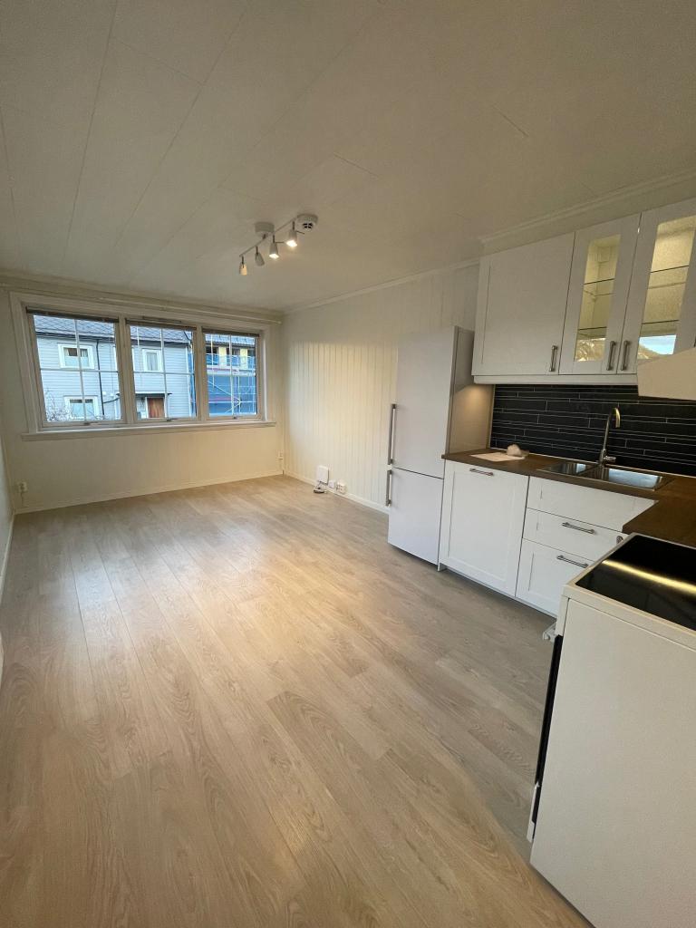 8517 NARVIK Industriveien 13