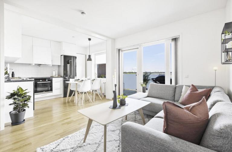 2052 JESSHEIM Myrsletta 125