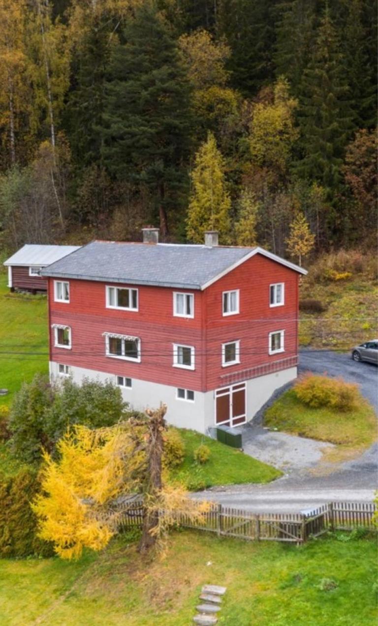 2960 RØN Rønebergvegen 2