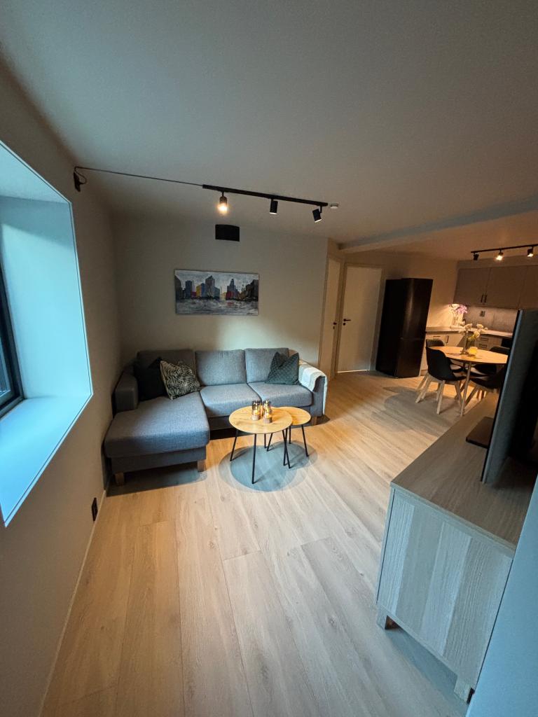 1383 Asker Semsveien 46