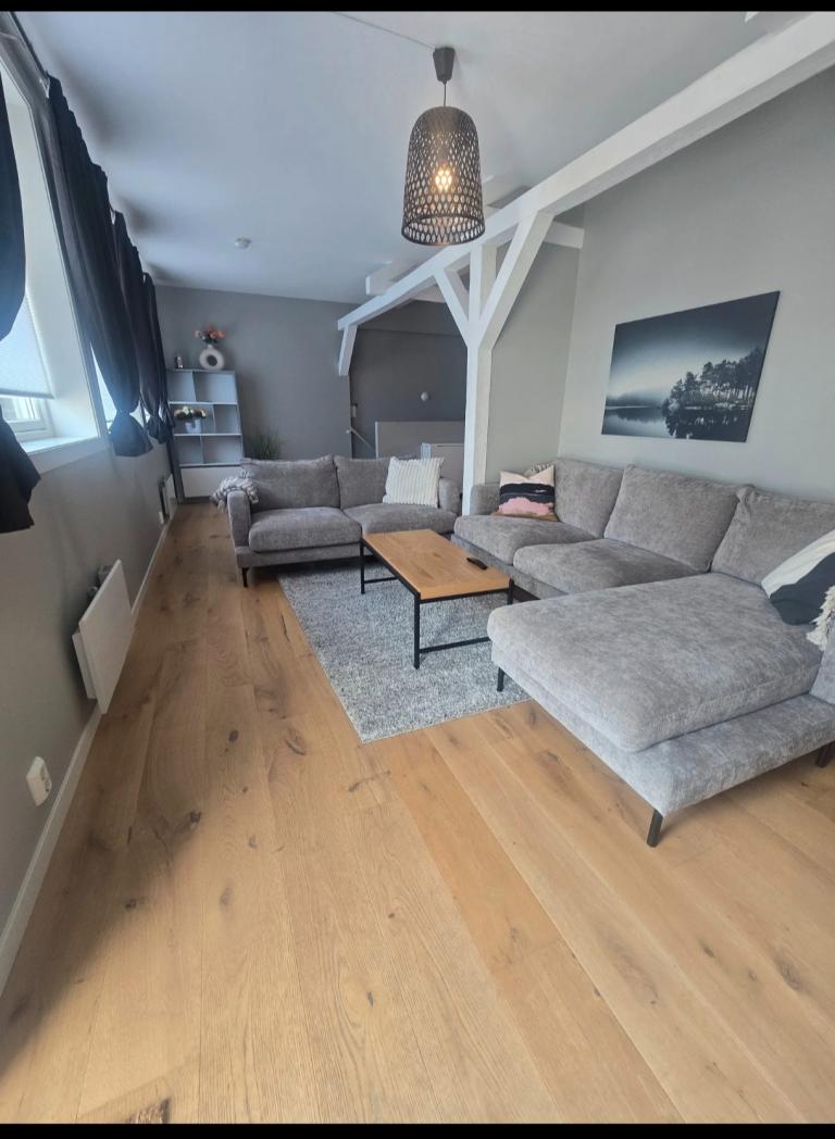 4836 ARENDAL Torvgaten 8