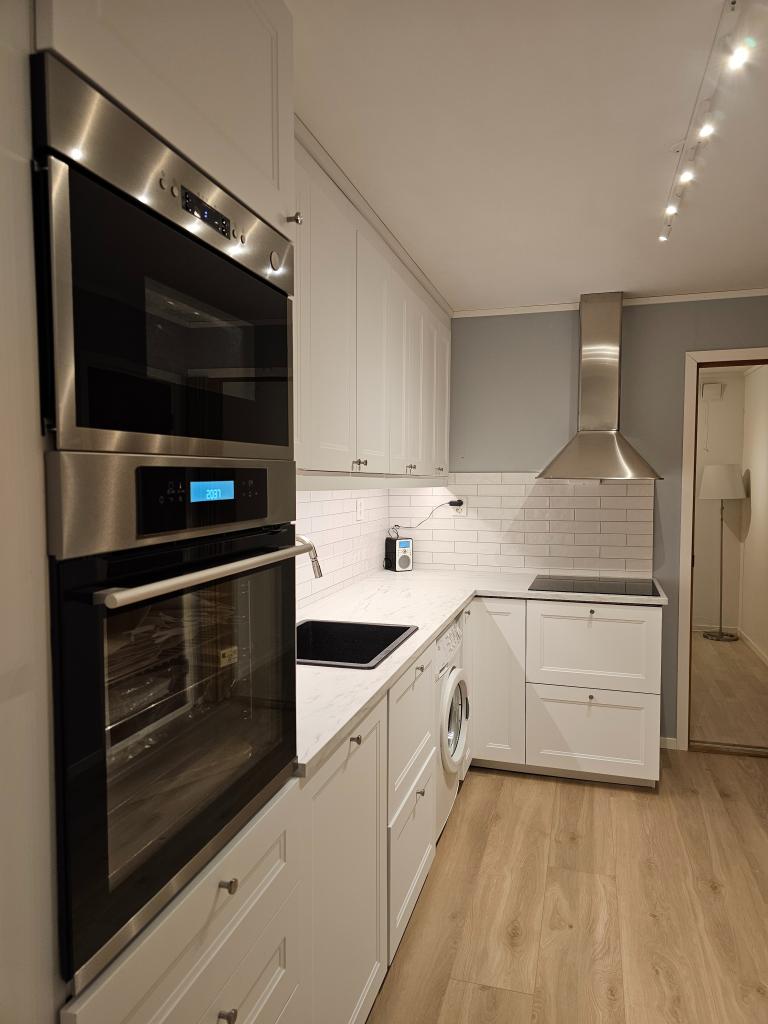 Kjøkken fra Ikea installert i 2024.