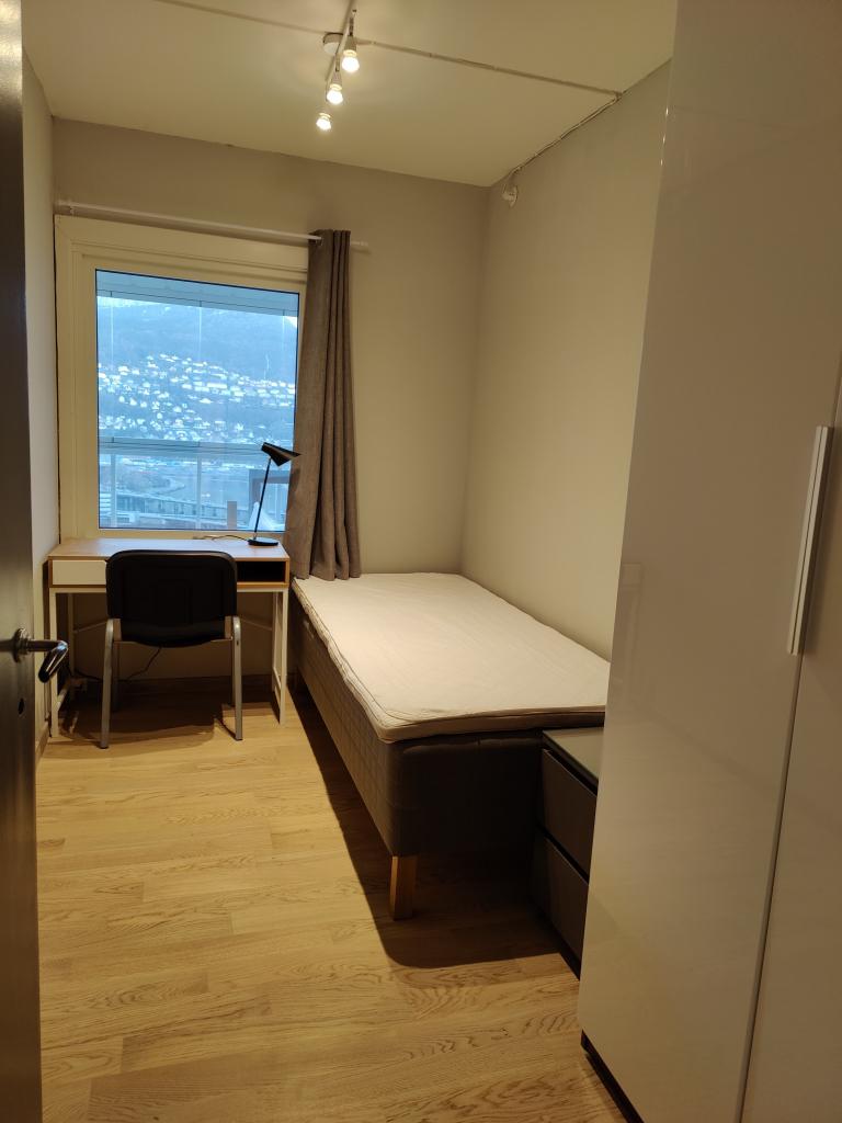 5056 BERGEN Solheimslien 14