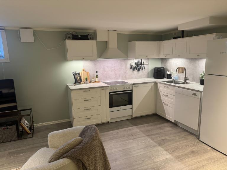 3300 HOKKSUND Frogneskroken 8