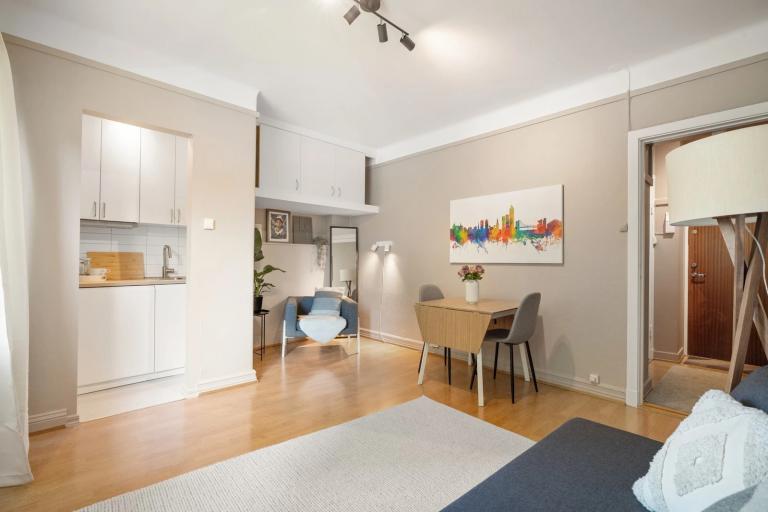 møbler på bildet er ikke inkludert