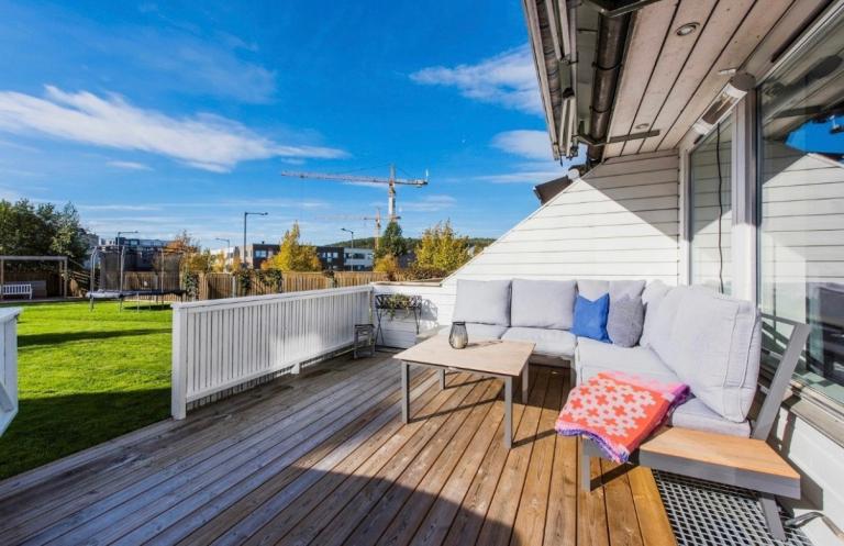 Plass til sitteplass og grill