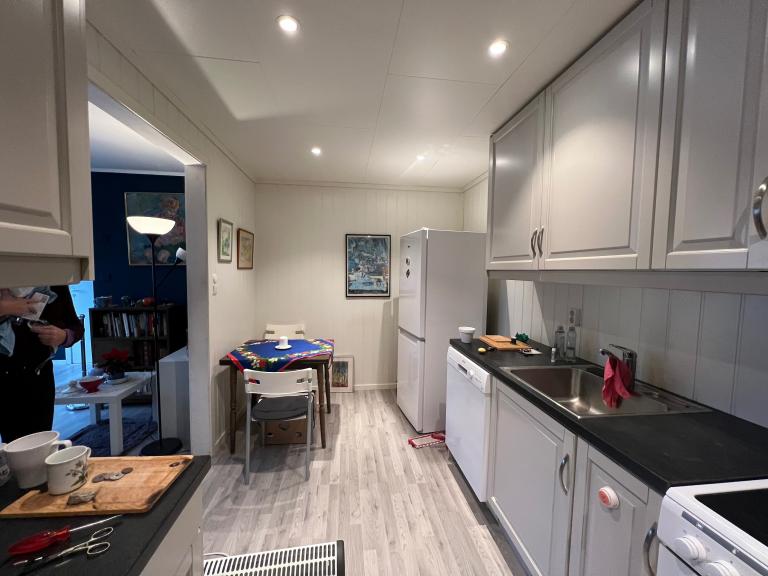 Kjøkken med en koselig spisekrok