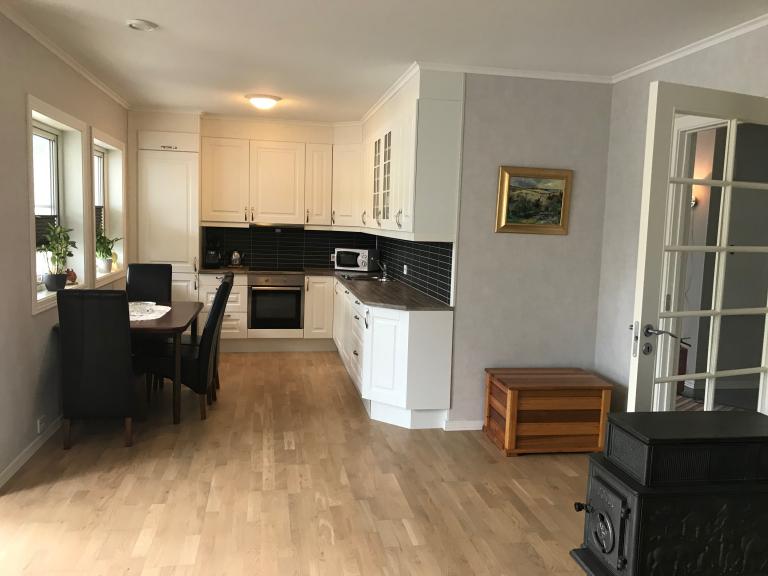 4646 Finsland Gangdalen 32 b