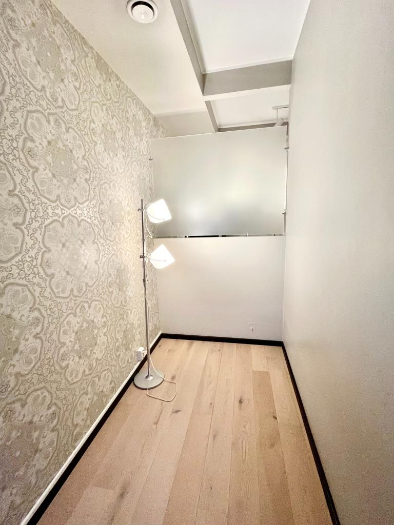 Sovealkove med plass til 120 seng