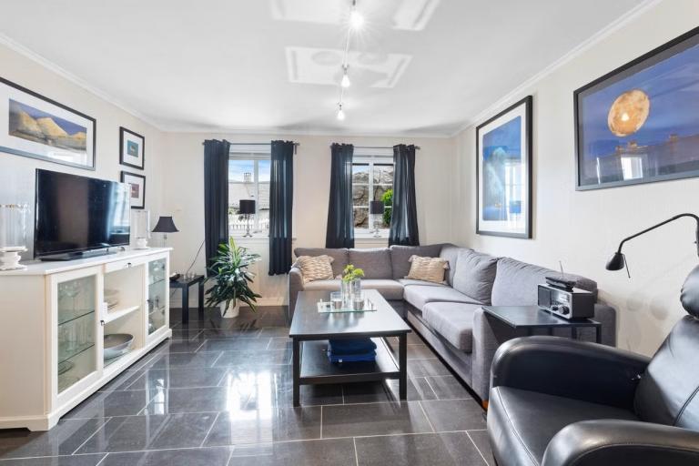 4623 Kristiansand S Løvika 76