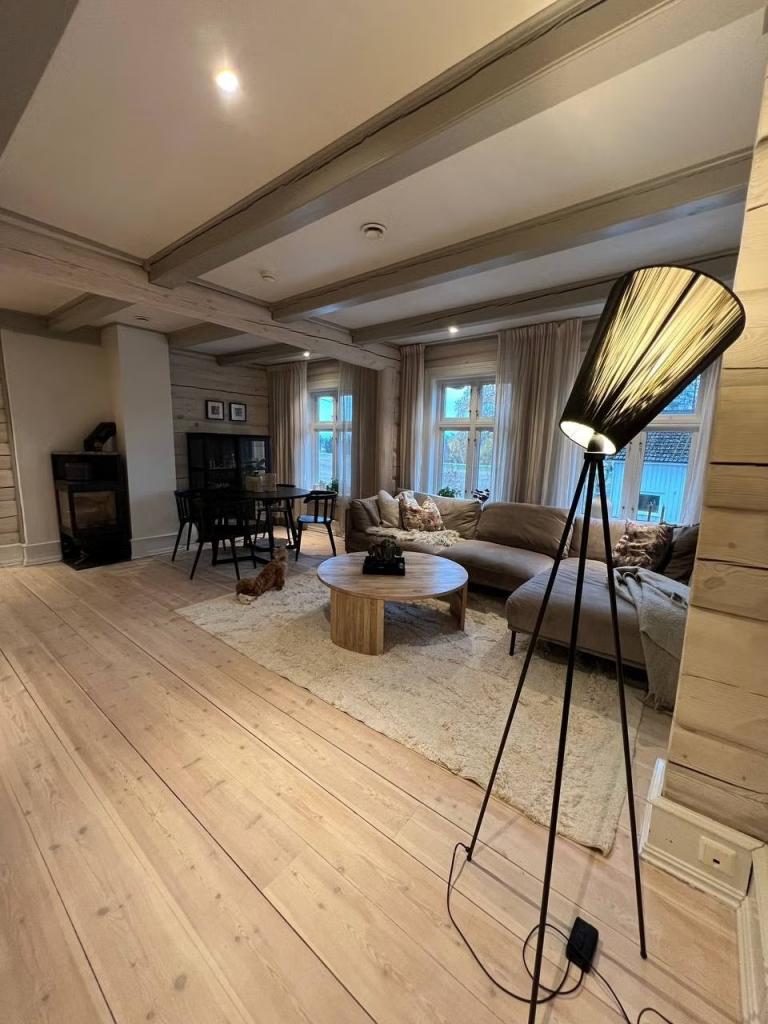 1408 KRÅKSTAD Hesteskoen 6B