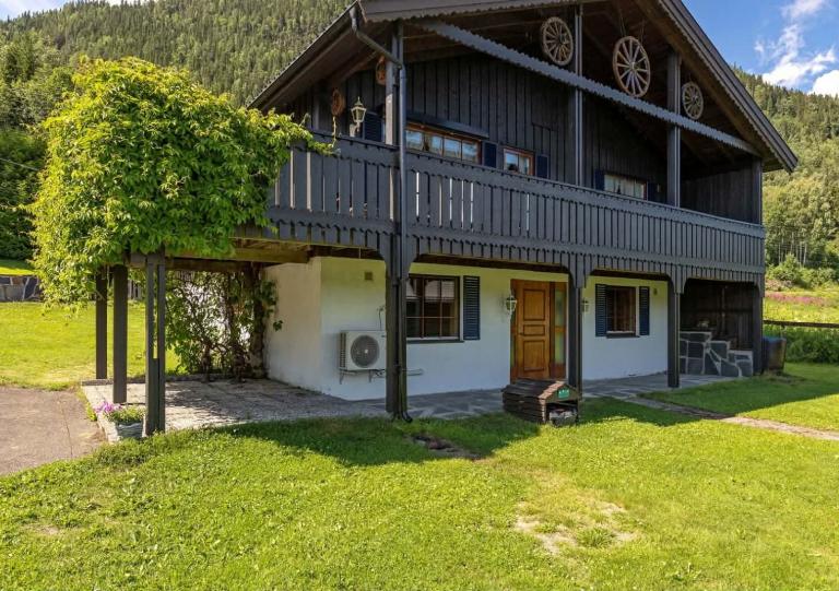 2635 Tretten Nordmedlia 165