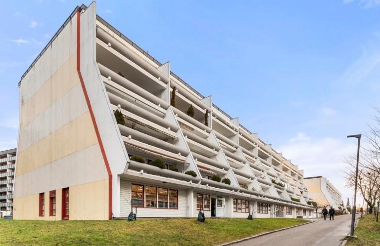 0985 Oslo Stovner senter 24