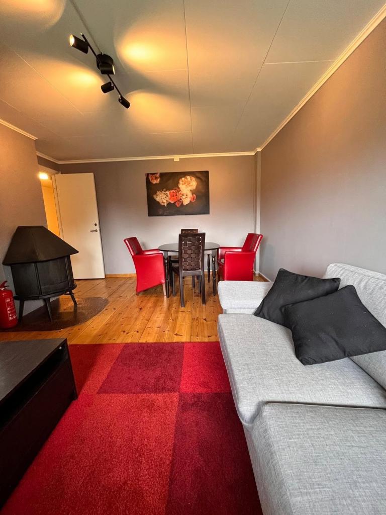 6650 Surnadal Øverhaugen 29