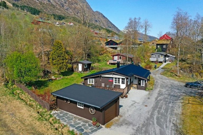6847 Vassenden Jølstravegen 852