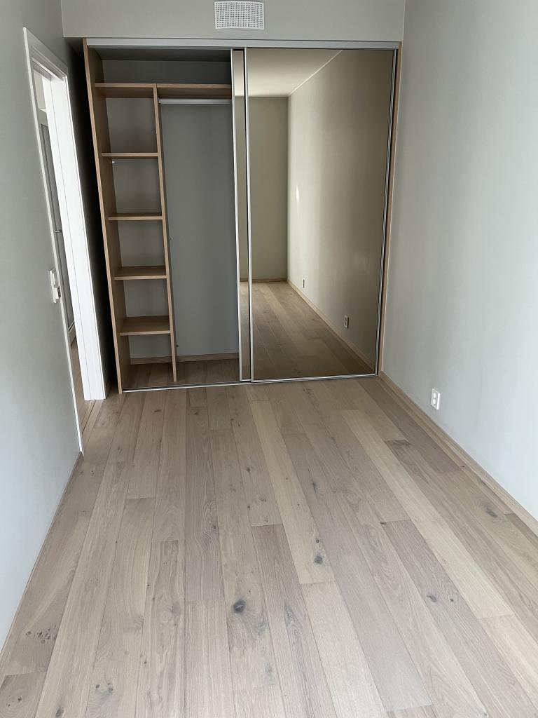 Soverom med garderobeskap