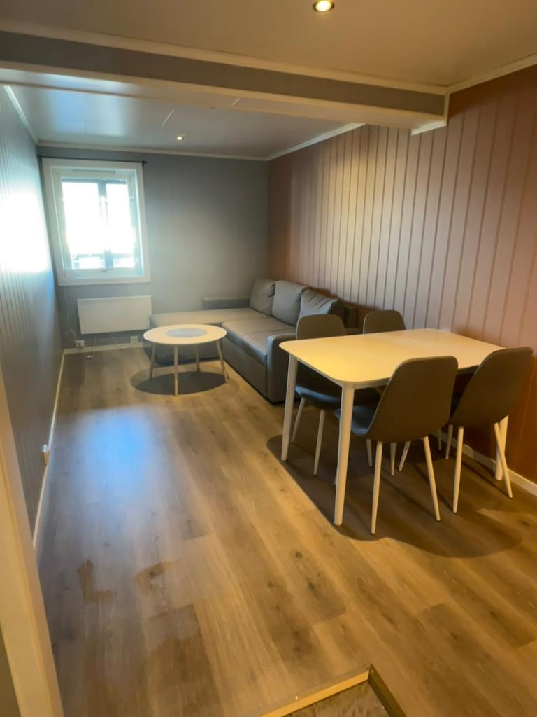 9010 TROMSØ Ishavsvegen 25