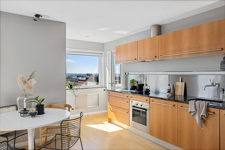 Kjøkken og spisekrok